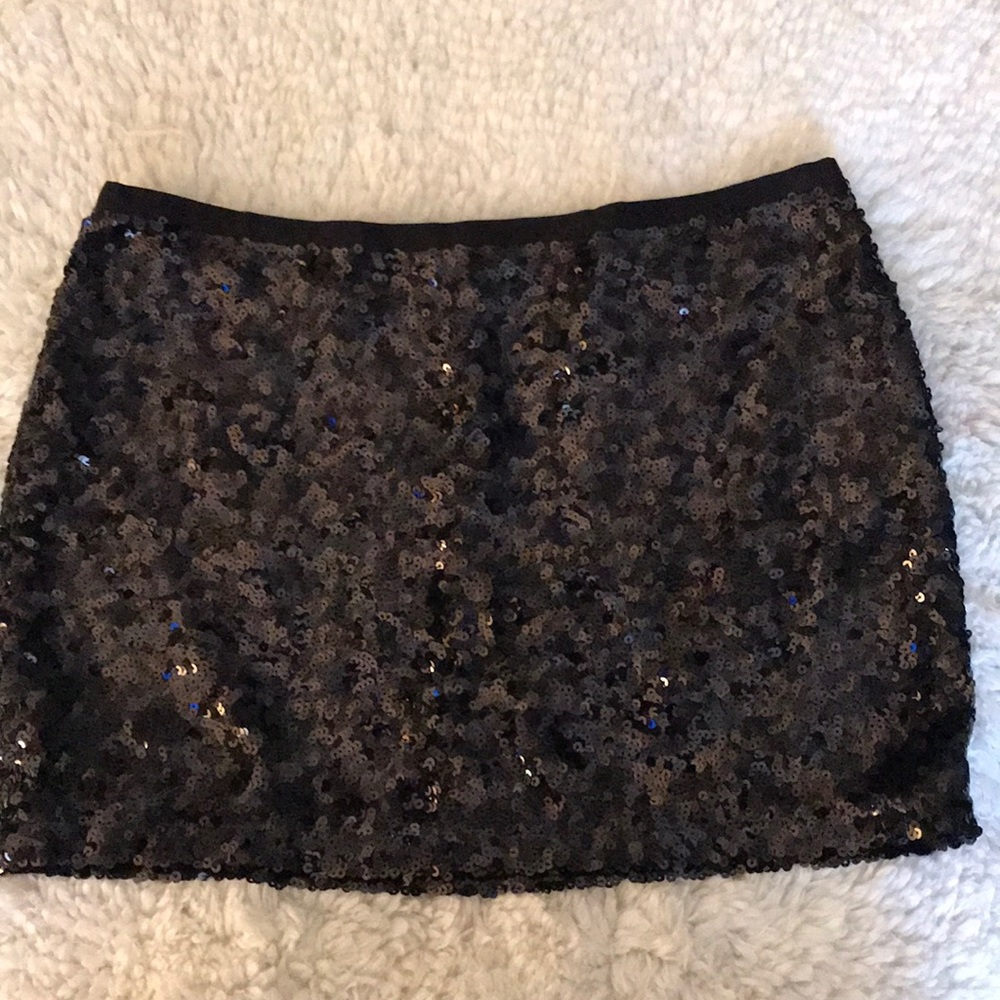 Black Sequence mini skirt - size 8